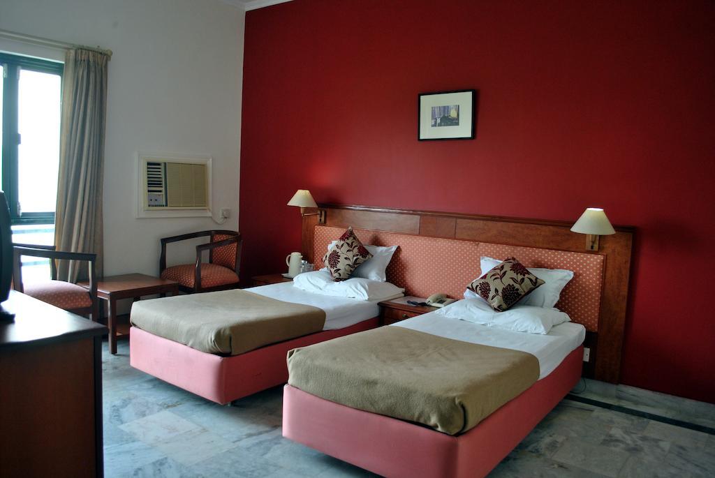 Khajurāho Greenwood Hotel المظهر الخارجي الصورة