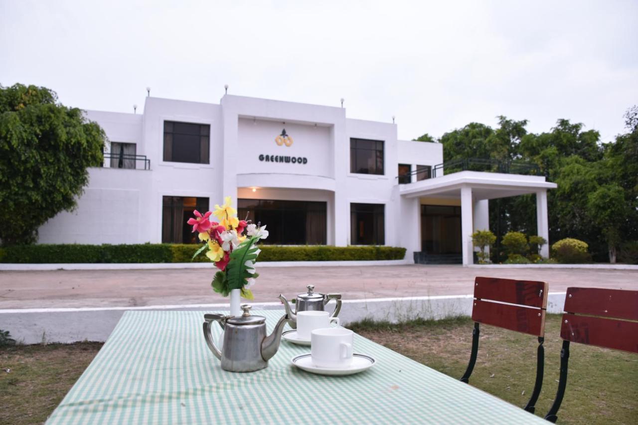 Khajurāho Greenwood Hotel المظهر الخارجي الصورة