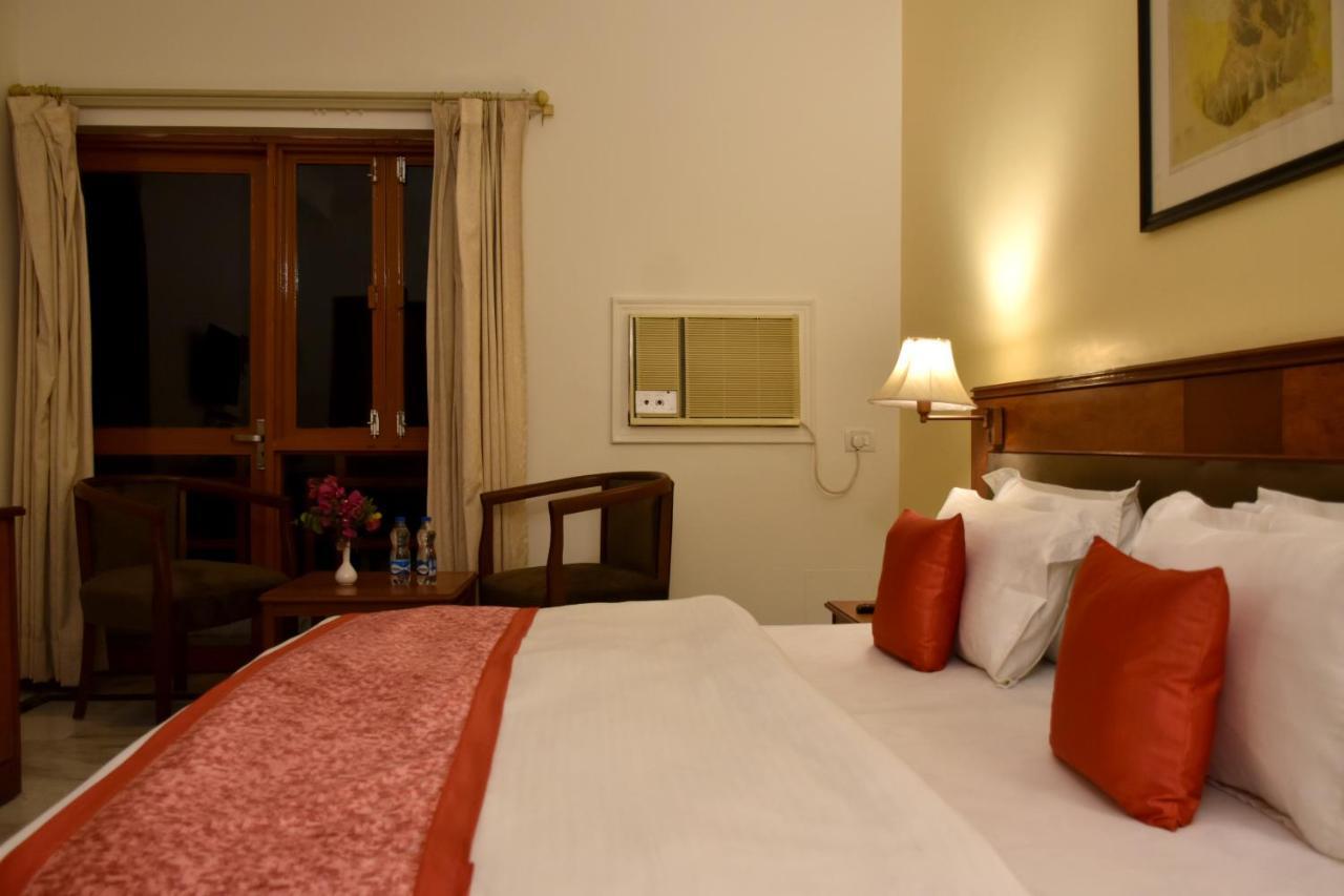 Khajurāho Greenwood Hotel المظهر الخارجي الصورة